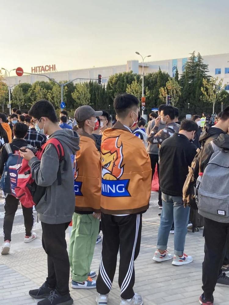 Ning回归赛场，惊险取胜首场状态亮眼，加拿大队观众沸腾！爱游戏 AYX 中国官方网站
